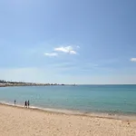 2 Bedroom Cozy In Vakantiehuis Cannes