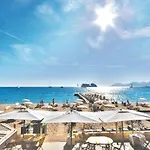 2 Bedroom Cozy In * Cannes