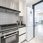 Vakantiehuis 2 Bedroom Cozy In *