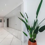 Vakantiehuis 2 Bedroom Cozy In Cannes