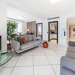 2 Bedroom Cozy In Vakantiehuis