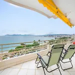 Vakantiehuis 2 Bedroom Cozy In Cannes