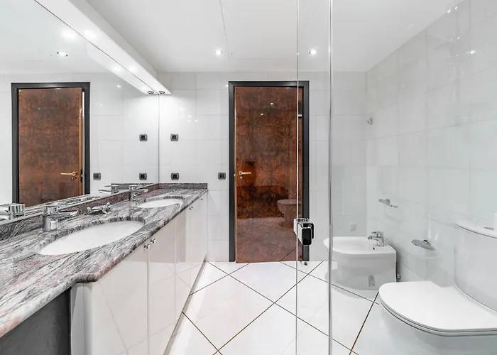 2 Bedroom Cozy In Prázdninový dům *