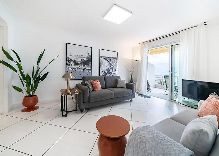2 Bedroom Cozy In Prázdninový dům