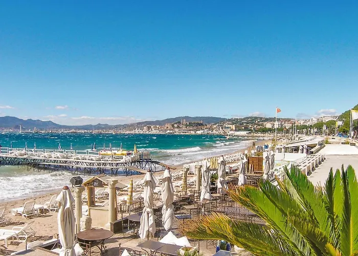 2 Bedroom Cozy In * Cannes